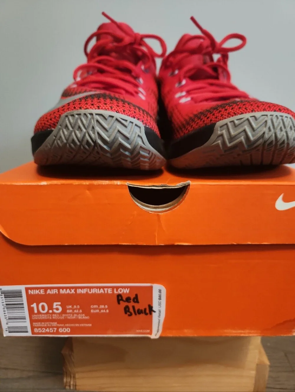 Nike Air Max Infuriate Low Black Red With Original Box Men's Size 10.5 Workout